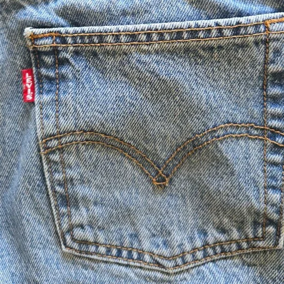 Levi’s Wedgie Straight Jeans | Size 24 | Raw Hem High Rise Vintage Wash - Picture 9 of 9